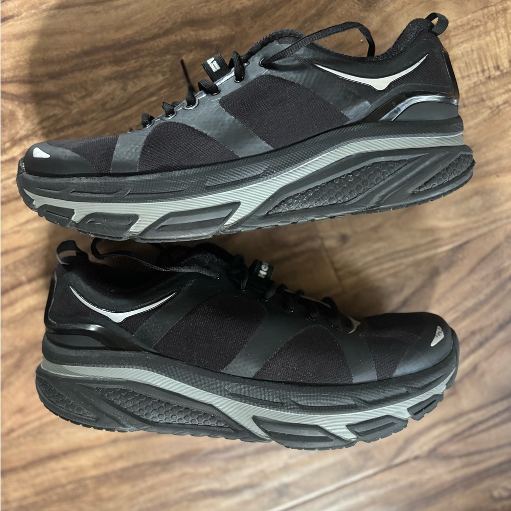 Hoka One One Valor size 13